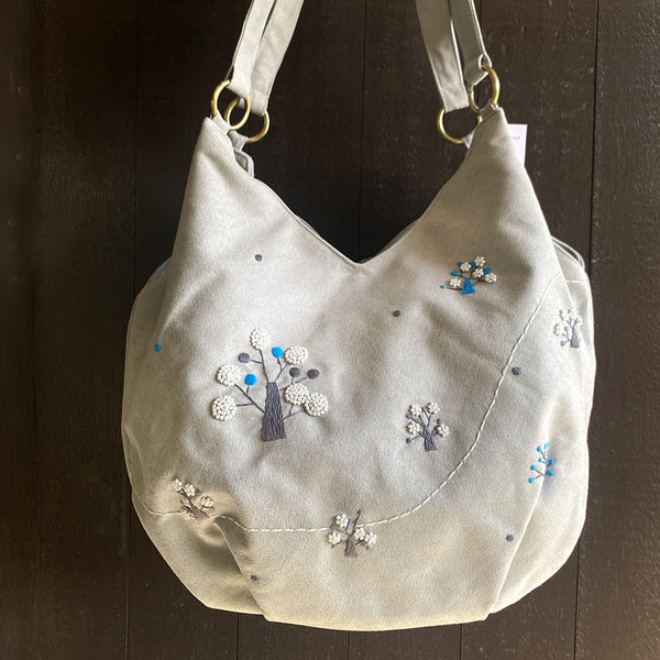 outlet    ビーズと刺繍のバッグ　フォレスト